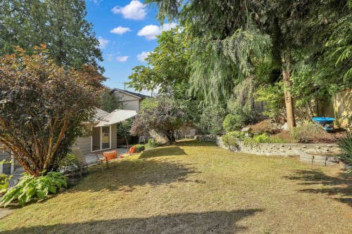 732 29Th Street E, North Vancouver, BC 