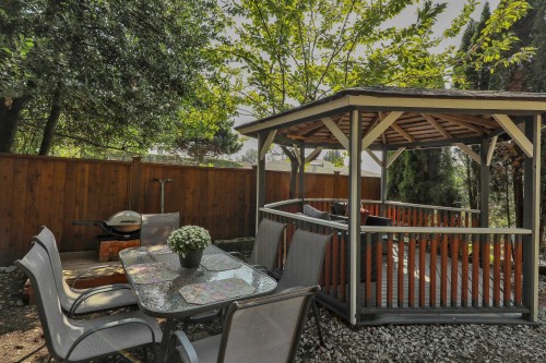 732 29Th Street E, North Vancouver, BC 