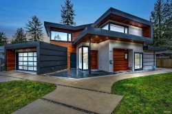 1075 Belvedere Drive  North Vancouver, BC V7R 2C6
