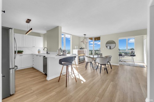 1608-7077 Beresford Street, Burnaby, BC 