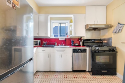 2641 7Th Avenue E, Vancouver, BC 