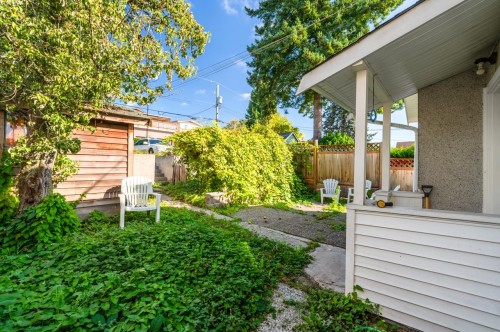 2641 7Th Avenue E, Vancouver, BC 