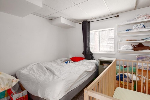 2483 6Th Avenue W, Vancouver, BC 