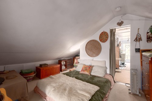 2483 6Th Avenue W, Vancouver, BC 