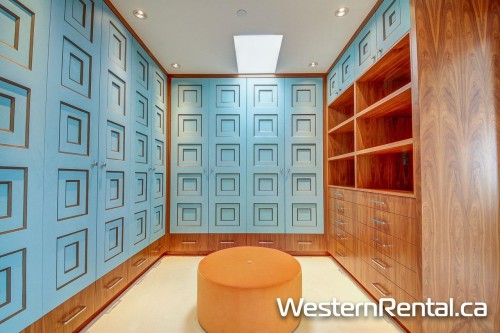 69** Isleview Road, West Vancouver, BC 