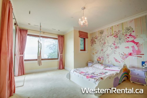 69** Isleview Road, West Vancouver, BC 