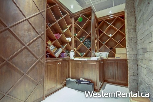 69** Isleview Road, West Vancouver, BC 