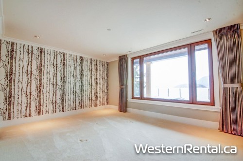 69** Isleview Road, West Vancouver, BC 