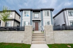 947 Walls Avenue  Coquitlam, BC V3K 2T2