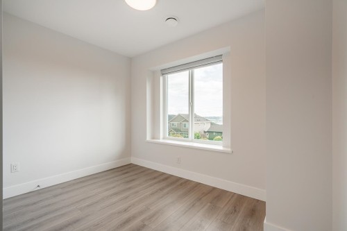 947 Walls Avenue, Coquitlam, BC 