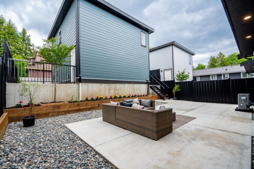 947 Walls Avenue, Coquitlam, BC 