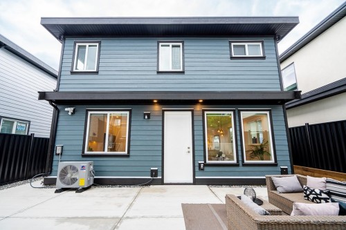 947 Walls Avenue, Coquitlam, BC 