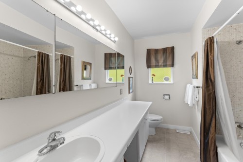 7800 Sunnydene Road, Richmond, BC 