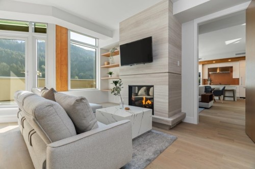 604-6687 Nelson Avenue, West Vancouver, BC 