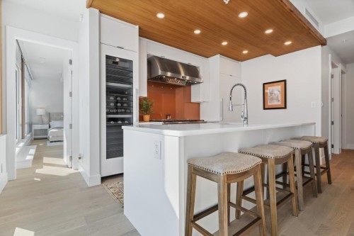 604-6687 Nelson Avenue, West Vancouver, BC 