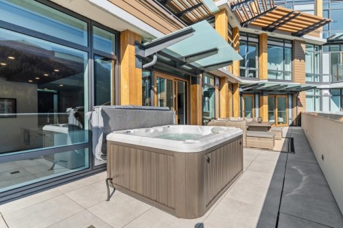 604-6687 Nelson Avenue, West Vancouver, BC 