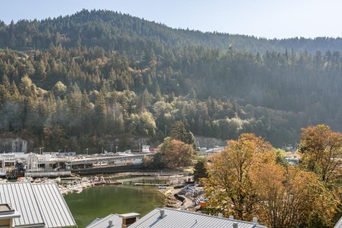 604-6687 Nelson Avenue, West Vancouver, BC 