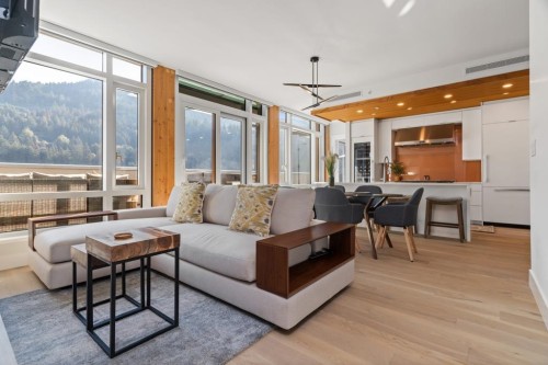 604-6687 Nelson Avenue, West Vancouver, BC 