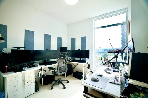 802-2181 Madison Avenue, Burnaby, BC 