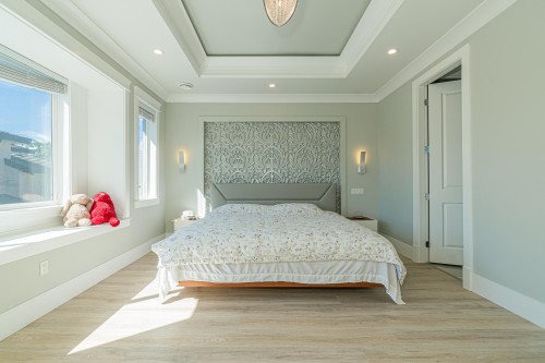 5028 Maple Road, Richmond, BC 