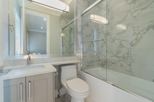 5028 Maple Road, Richmond, BC 