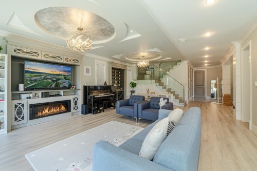 5028 Maple Road, Richmond, BC 