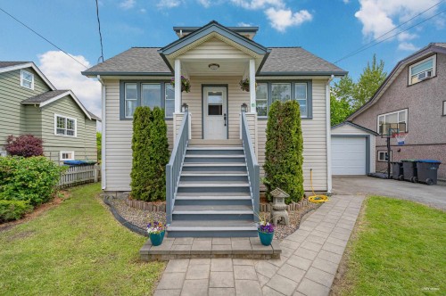 235 Pembina Street  New Westminster, BC V3M 5J3