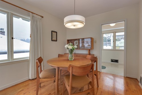 1165 Lawson Avenue, West Vancouver, BC 