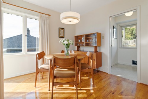 1165 Lawson Avenue, West Vancouver, BC 