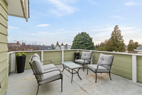 1165 Lawson Avenue, West Vancouver, BC 