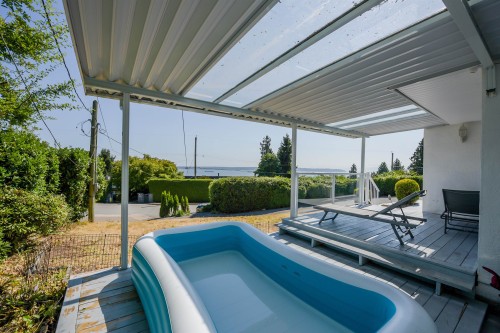 2365 Queens Avenue, West Vancouver, BC 