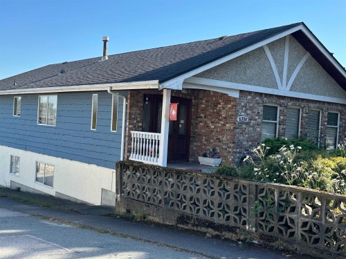 2376 Fraserview Drive, Vancouver, BC 