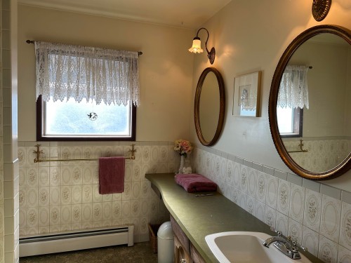 2376 Fraserview Drive, Vancouver, BC 