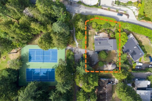 7195 Rockland Wynd, West Vancouver, BC 