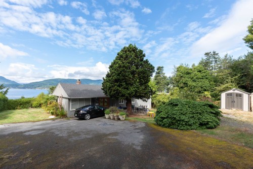 7195 Rockland Wynd, West Vancouver, BC 