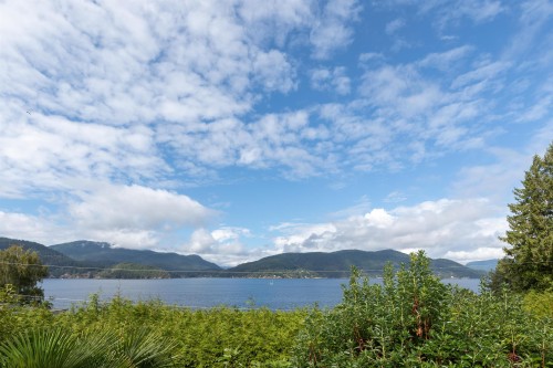 7195 Rockland Wynd, West Vancouver, BC 