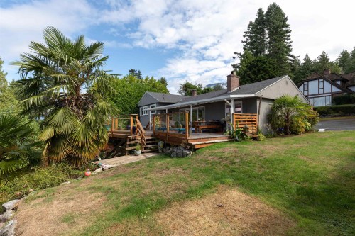 7195 Rockland Wynd, West Vancouver, BC 