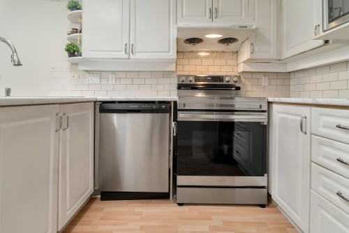 16-7071 Edmonds Street, Burnaby, BC 