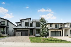 10861 Morrisette Place  Maple Ridge, BC V2W 1G8