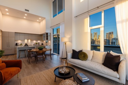 2201-4433 Alaska Street, Burnaby, BC 