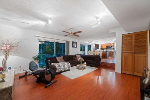 21034 Barker Avenue, Maple Ridge, BC 