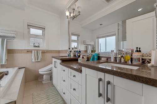 136 59Th Avenue E, Vancouver, BC 