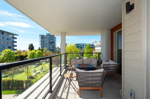 Th13-108 8Th Street E, North Vancouver, BC 