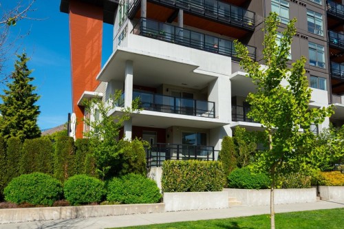 Th13-108 8Th Street E, North Vancouver, BC 