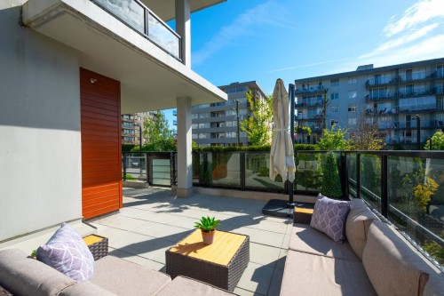 Th13-108 8Th Street E, North Vancouver, BC 