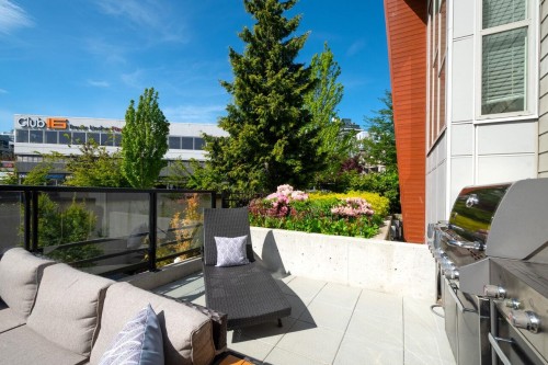 Th13-108 8Th Street E, North Vancouver, BC 