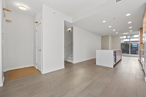 7-3483 Ross Drive, Vancouver, BC 