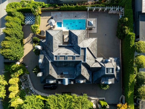 2912 Mathers Avenue, West Vancouver, BC 