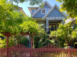 208 Hume Street  New Westminster, BC V3M 5N5