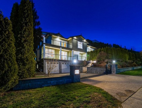 1605 Chippendale Road  West Vancouver, BC V7S 3G6